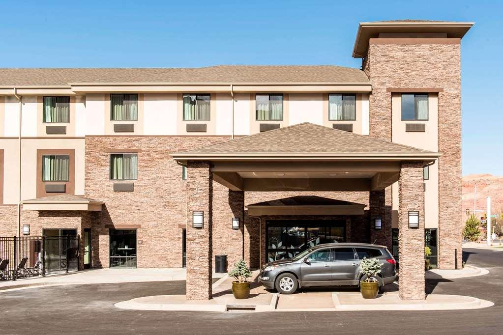 Sleep Inn & Suites Moab Near Arches National Park Exteriör bild
